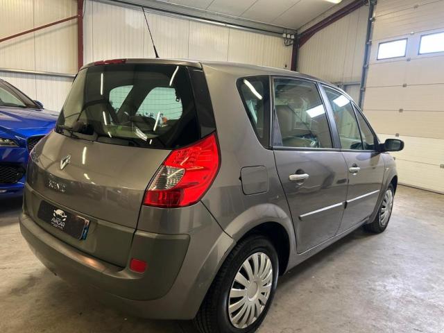 Renault Scénic image 8