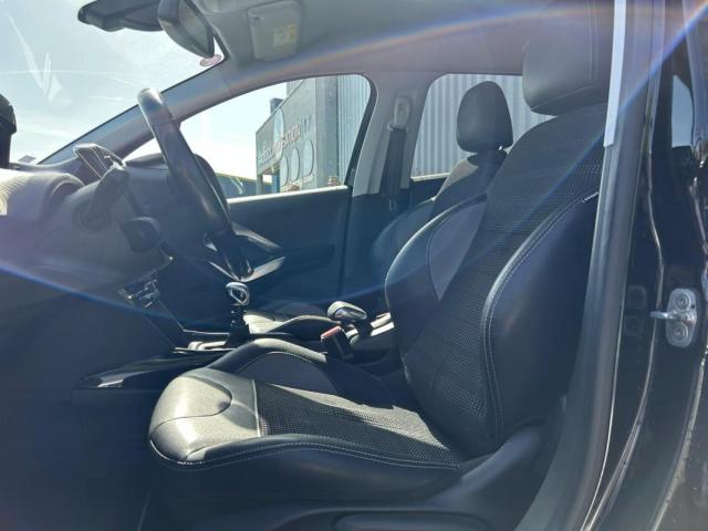 Peugeot 2008 image 8