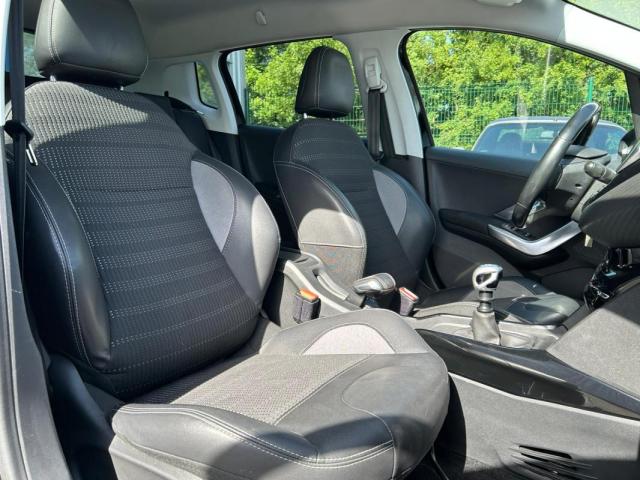 Peugeot 2008 image 5