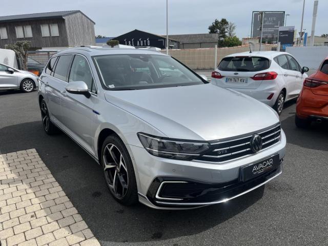 Volkswagen Passat image 8