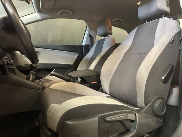 Seat Leon image 1