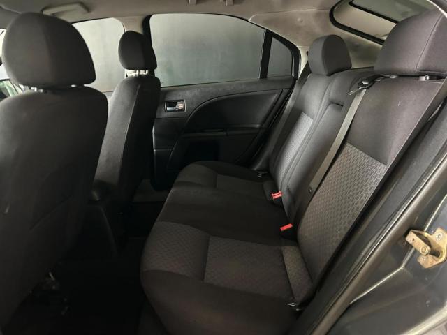 Ford Mondeo image 3