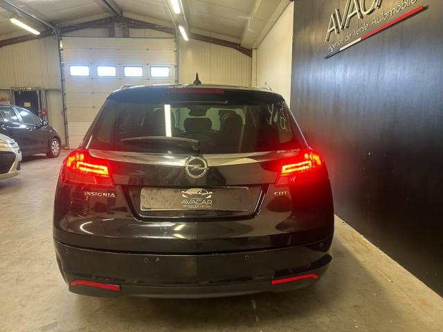 Opel Insignia Sports Tourer image 7