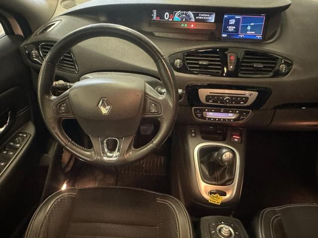 Renault Scénic image 6