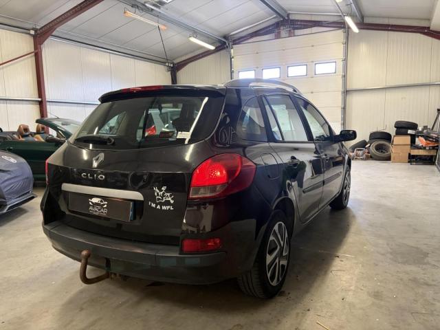 Renault Clio Estate image 3
