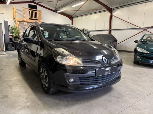 Renault Clio Estate image 9