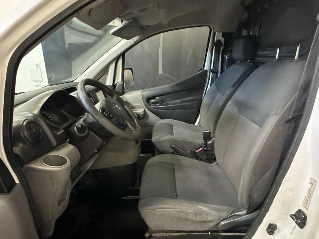 Nissan Nv200 image 6