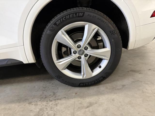 Audi Q5 image 4