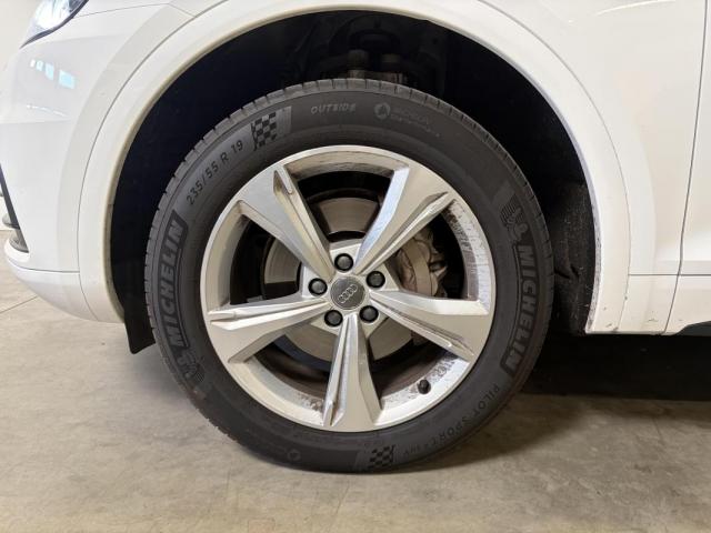 Audi Q5 image 1