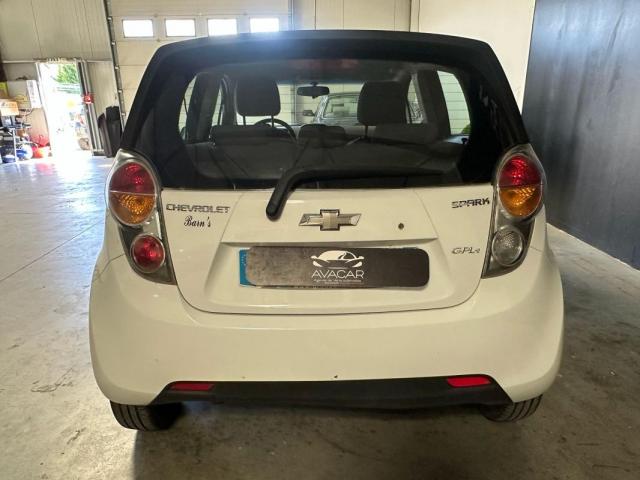 Chevrolet Spark image 7