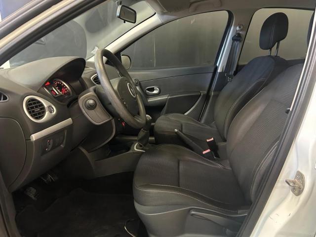 Renault Clio image 7