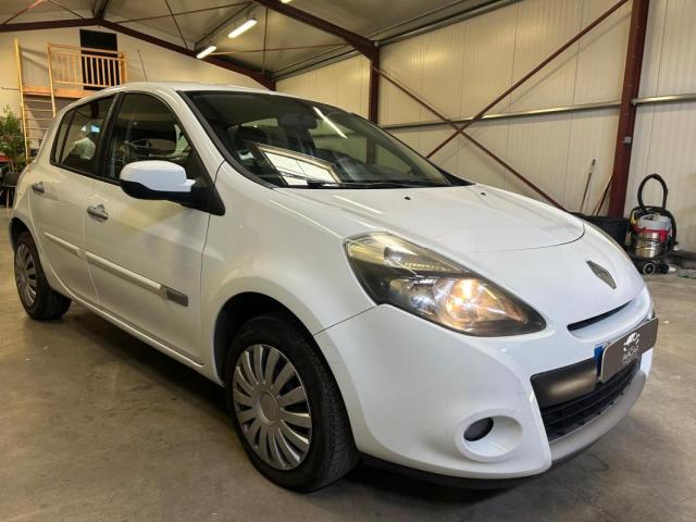 Renault Clio image 1