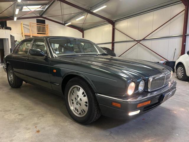 Jaguar Sovereign image 6