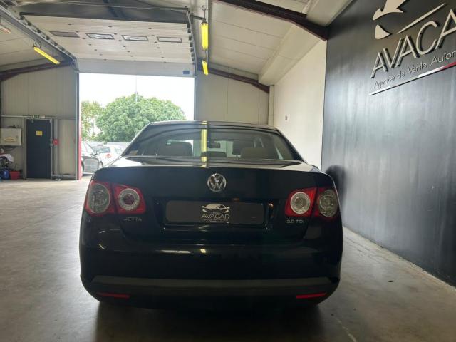 Volkswagen Jetta image 4