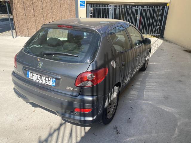 Peugeot 206+ image 3