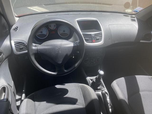 Peugeot 206+ image 6