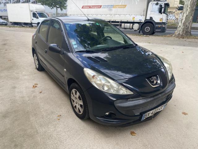 Peugeot 206+ image 5