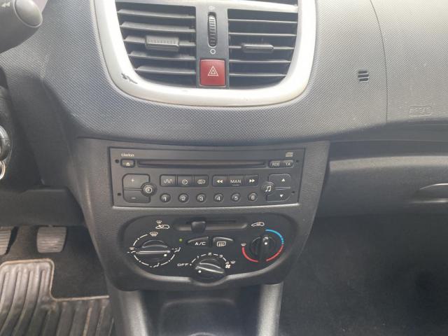 Peugeot 206+ image 3