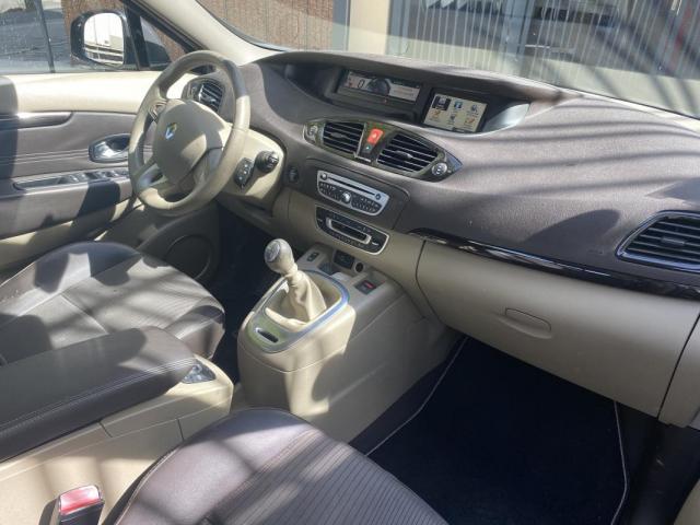 Renault Scénic image 6