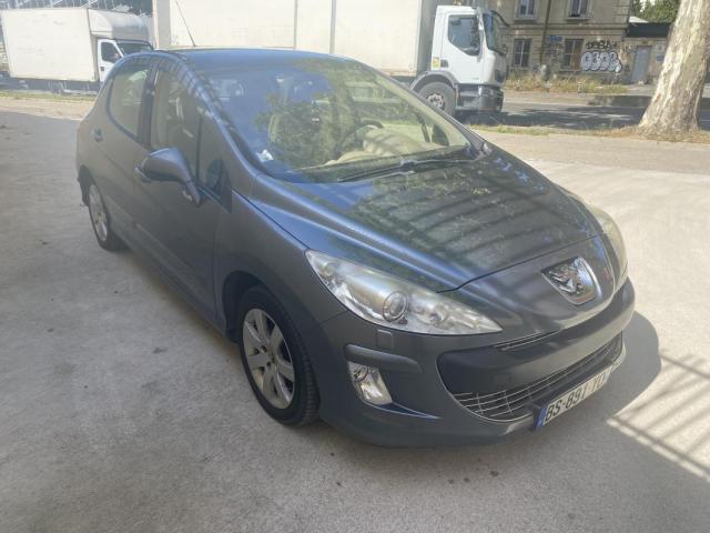 Peugeot 308 image 9
