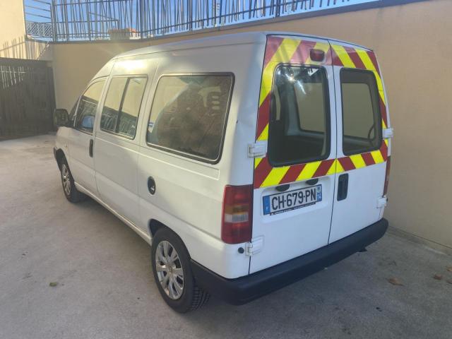 Peugeot Expert image 3