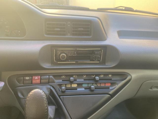 Peugeot Expert image 2