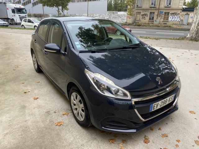 Peugeot 208 image 6