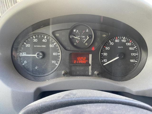 Citroen Jumpy image 2