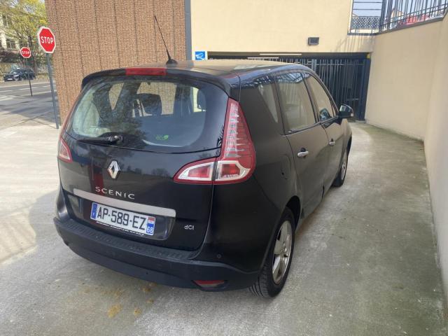 Renault Scénic image 2