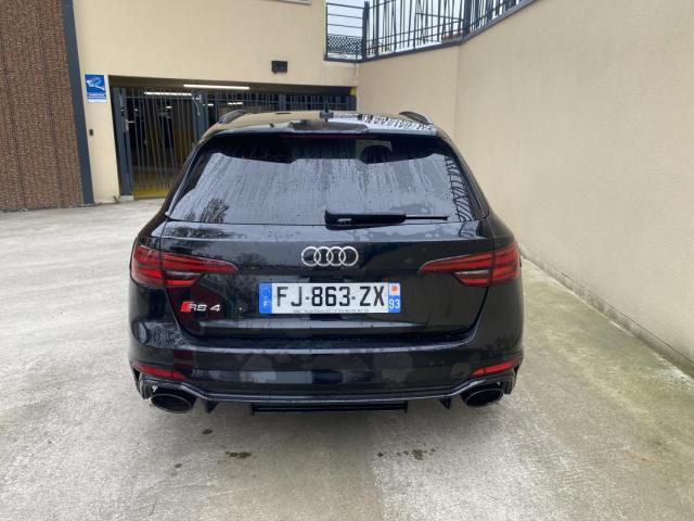 Audi Rs4 image 6