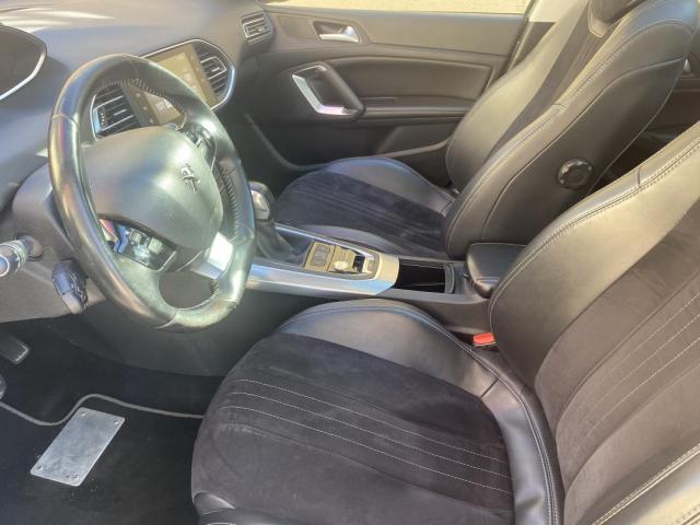 Peugeot 308 image 2