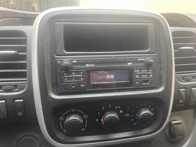 Renault Trafic image 7