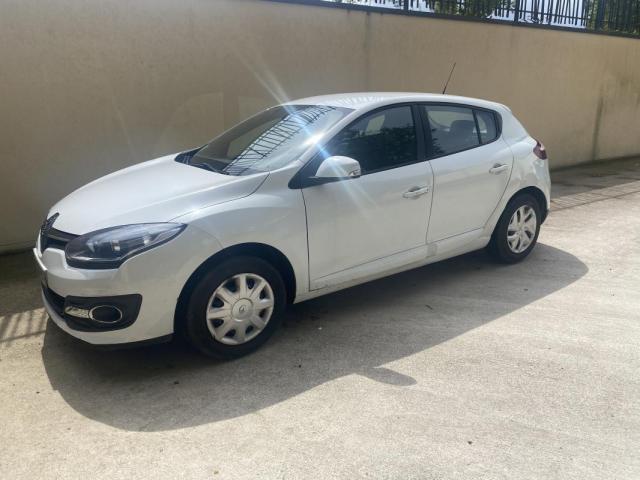 Renault Mégane Iii 1.2 Tce 115 Zen ??????
