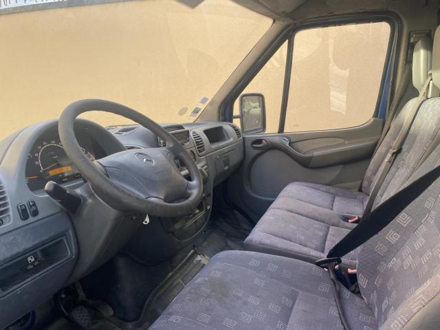 Mercedes Benz Sprinter image 6