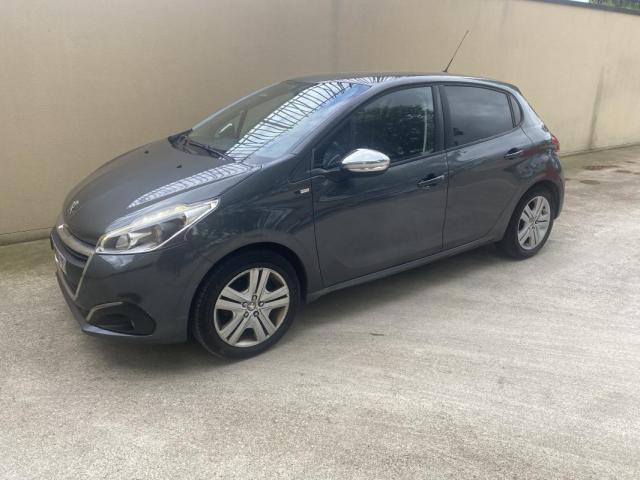 Peugeot 208 1.2 Pack Style