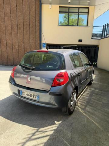 Renault Clio image 1