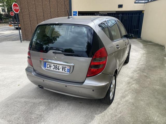 Mercedes Benz A 180 image 5