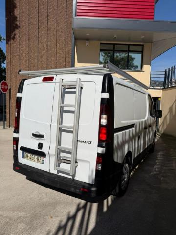Renault Trafic image 1