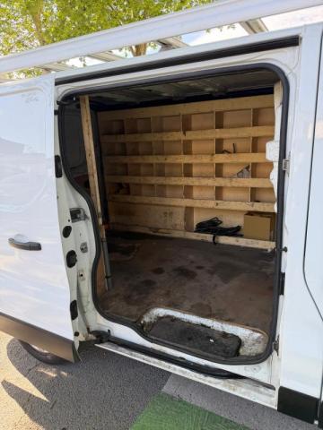 Renault Trafic image 3