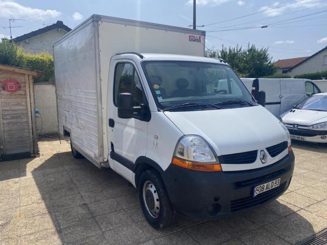 Renault Master image 2