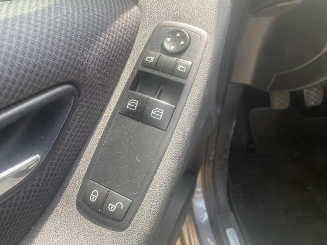 Mercedes Benz A 180 image 9