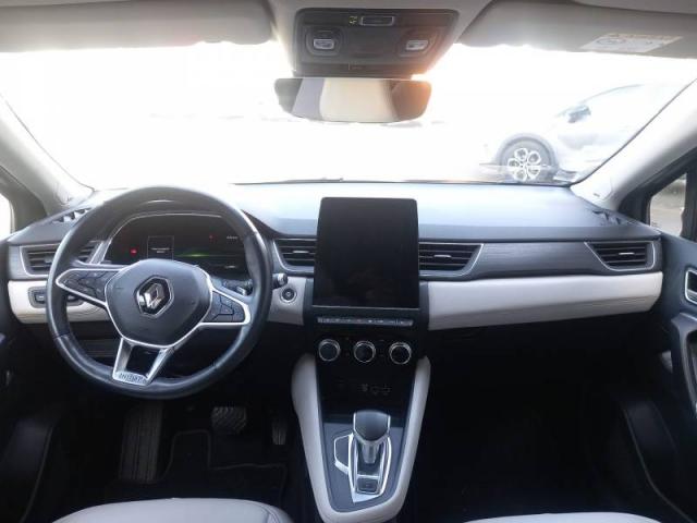 Renault Captur image 1