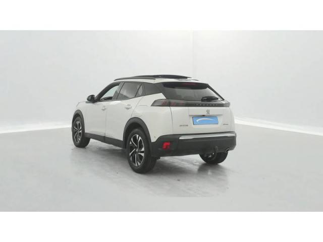 Peugeot 2008 image 2