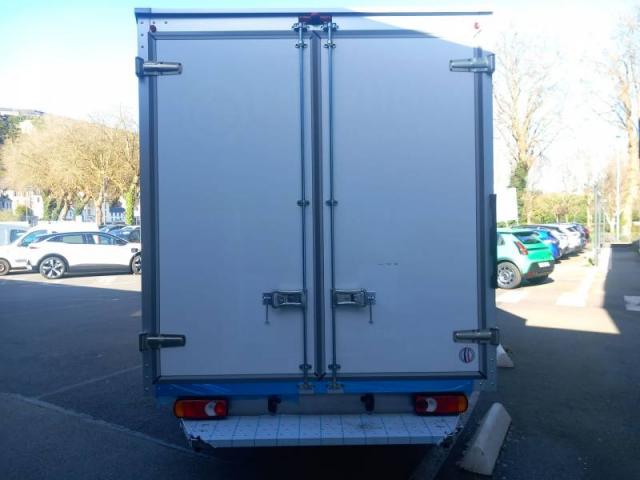 Renault Master image 3