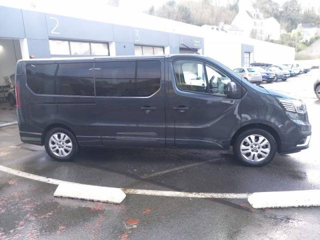 Renault Trafic image 2