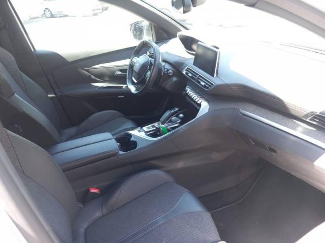 Peugeot 3008 image 1