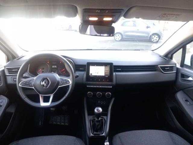 Renault Clio image 8