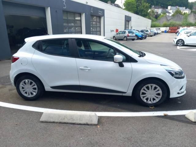 Renault Clio image 9