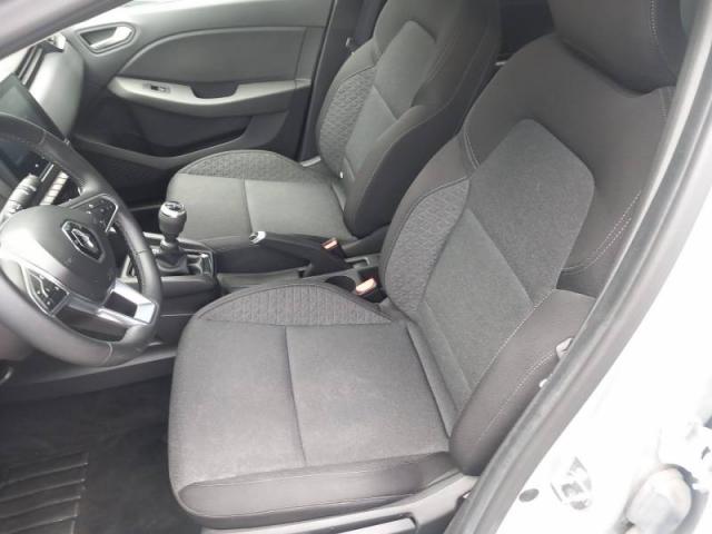 Renault Clio image 2