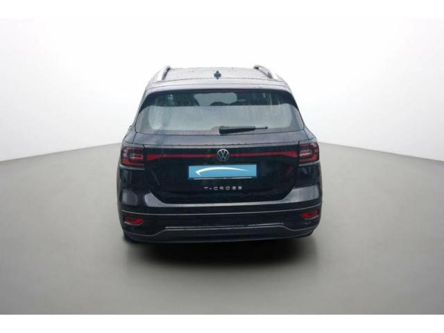 Volkswagen T-Cross image 2